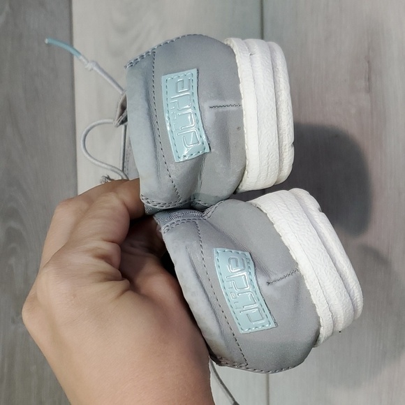 Hey Dude Wendy Youth Cat Eye Grey Loafer Slip On shoes sz Y2-L3 - Picture 7 of 12